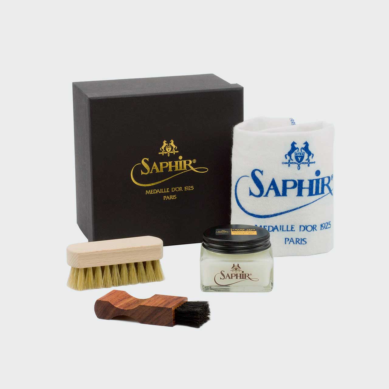 Saphir Médaille d’Or Shoe Care Kit