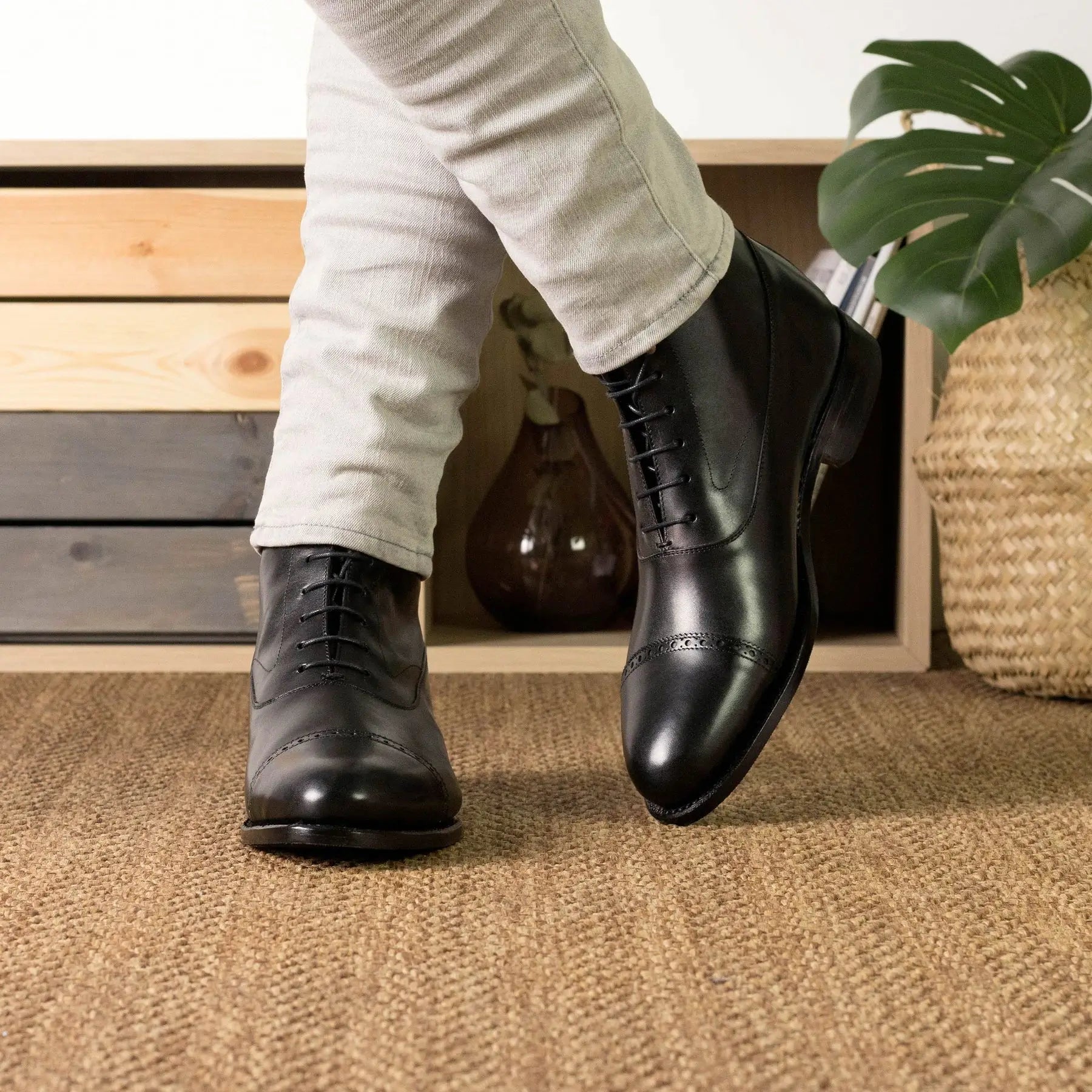 Black Balmoral Boot