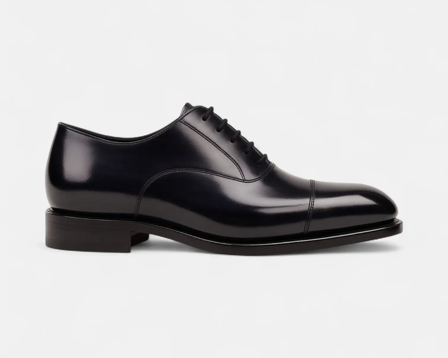 Black_Oxford_Cap_Toe.webp