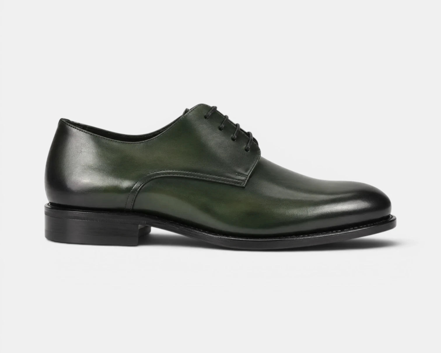 Forest_green_ce5f018d-3e00-472a-8ed6-ef06196d087d.webp