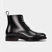 Black Jumper Boots