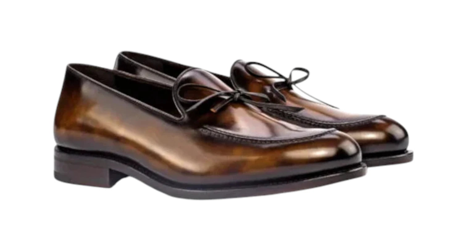Loafer-Bow-Goosyear-Welted-Patina-Medium-Crust-Patina-Tobacco-Ang5-scaled-600x600_72766465-8f2f-48ad-bf0a-cdb8ad80c3a4.webp