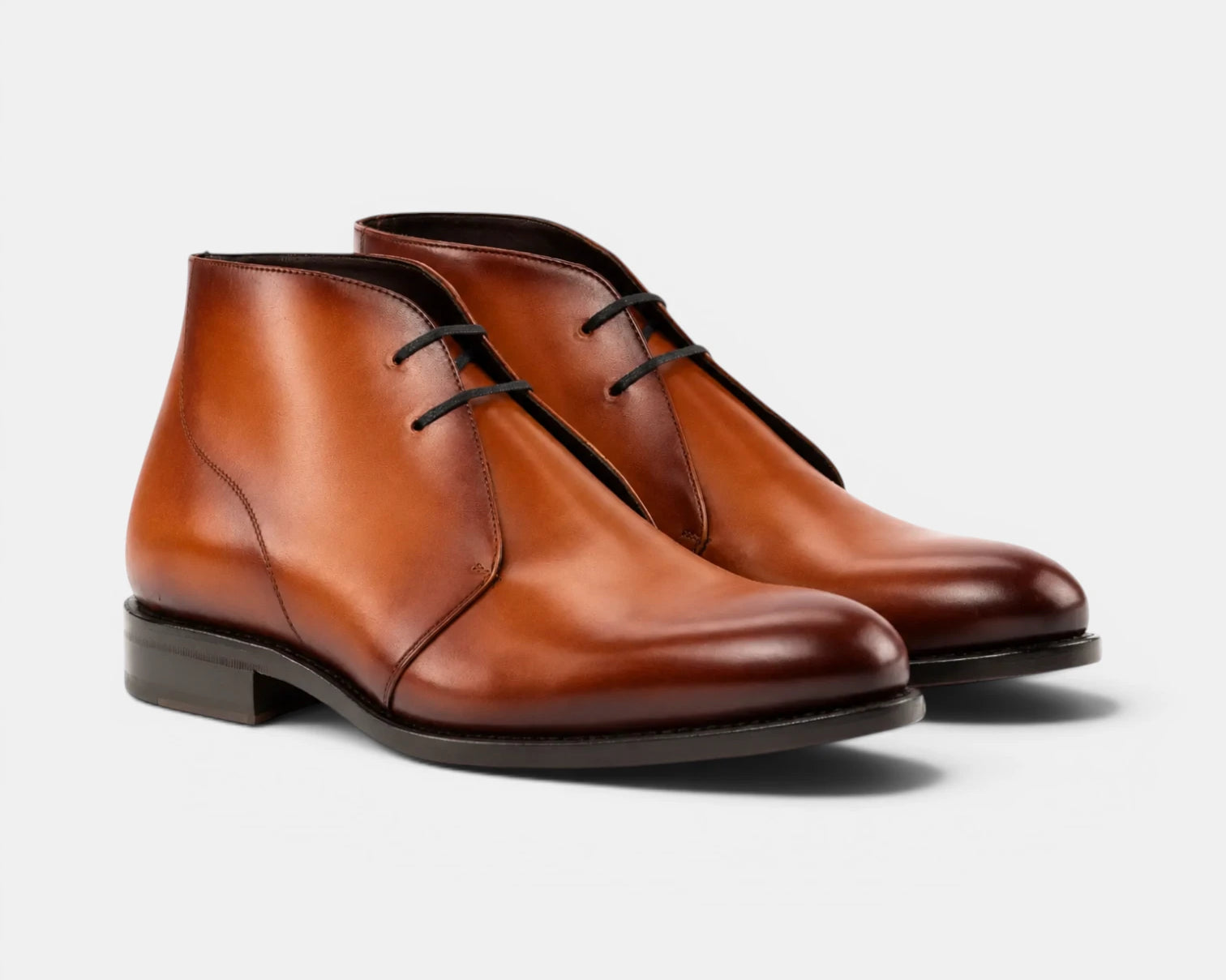 Medium_browncognac_7d45cc1f-6f64-46e1-8e23-9fdc3c8e5704.webp