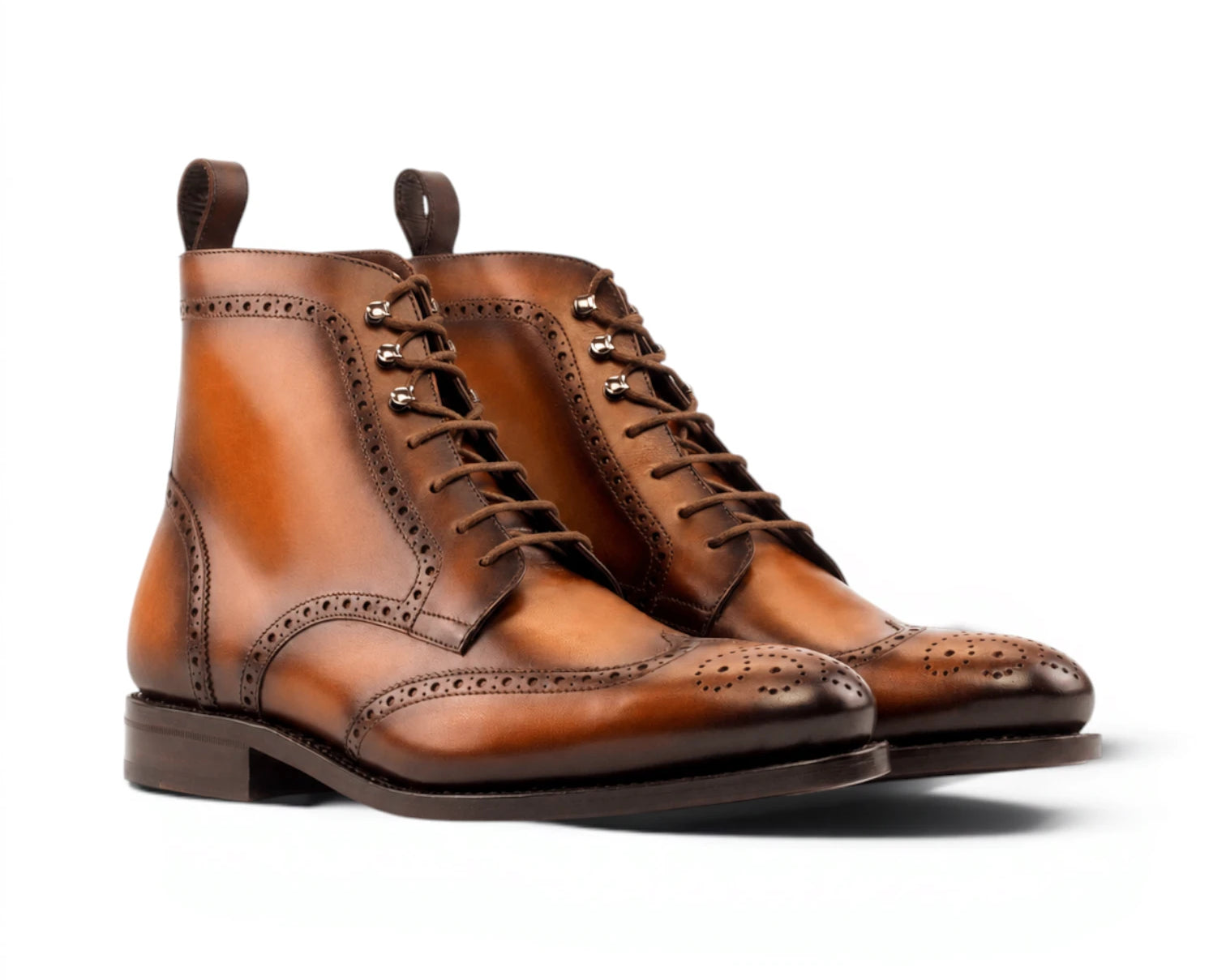Military_brogue_Medium_brown_cognac_2_04941e4b-26b1-42d7-98d9-85fd954af866.webp