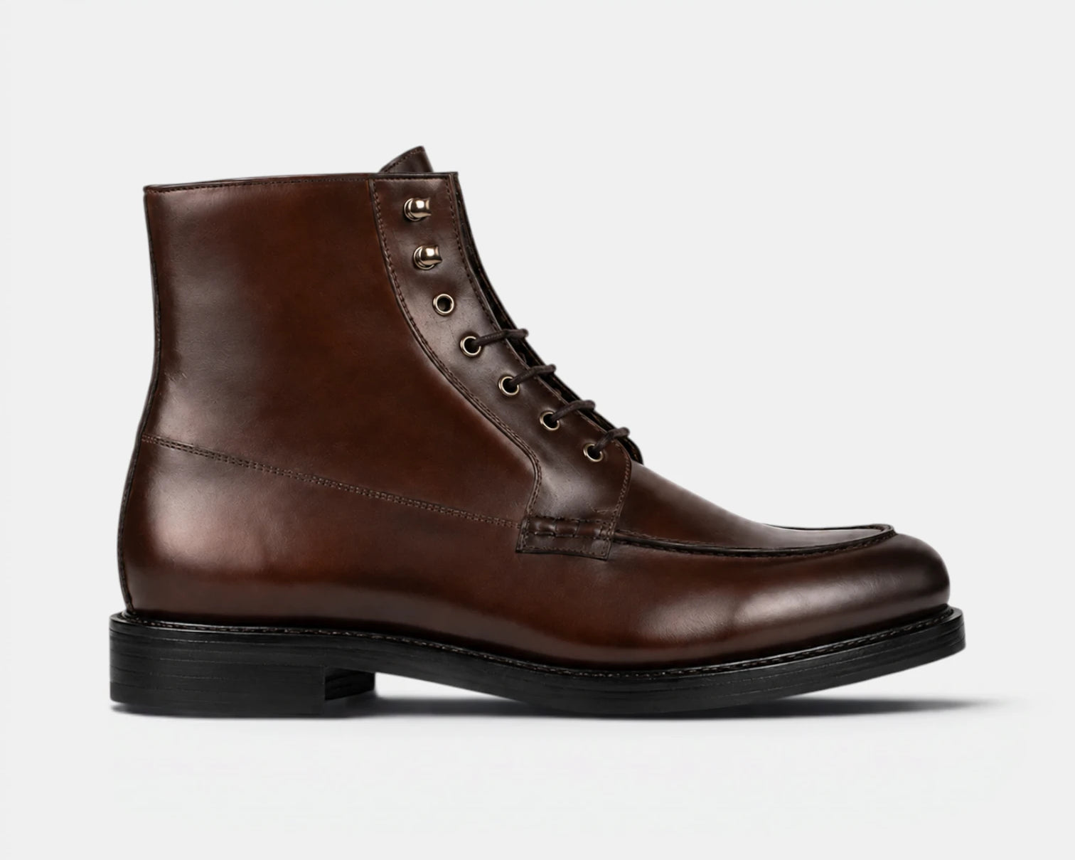 Moc_boots_Brown_1_5152d74a-28a3-4fec-8ec3-615afb11d7de.webp