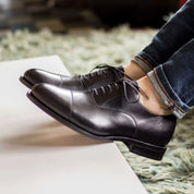 Black Oxford Cap Toe