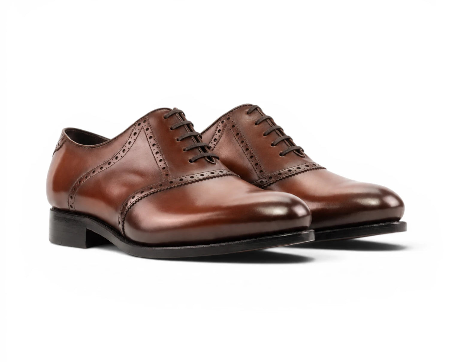 Saddle_Brown_2_07d4fe39-b239-4cb6-8b27-080e1066715e.webp