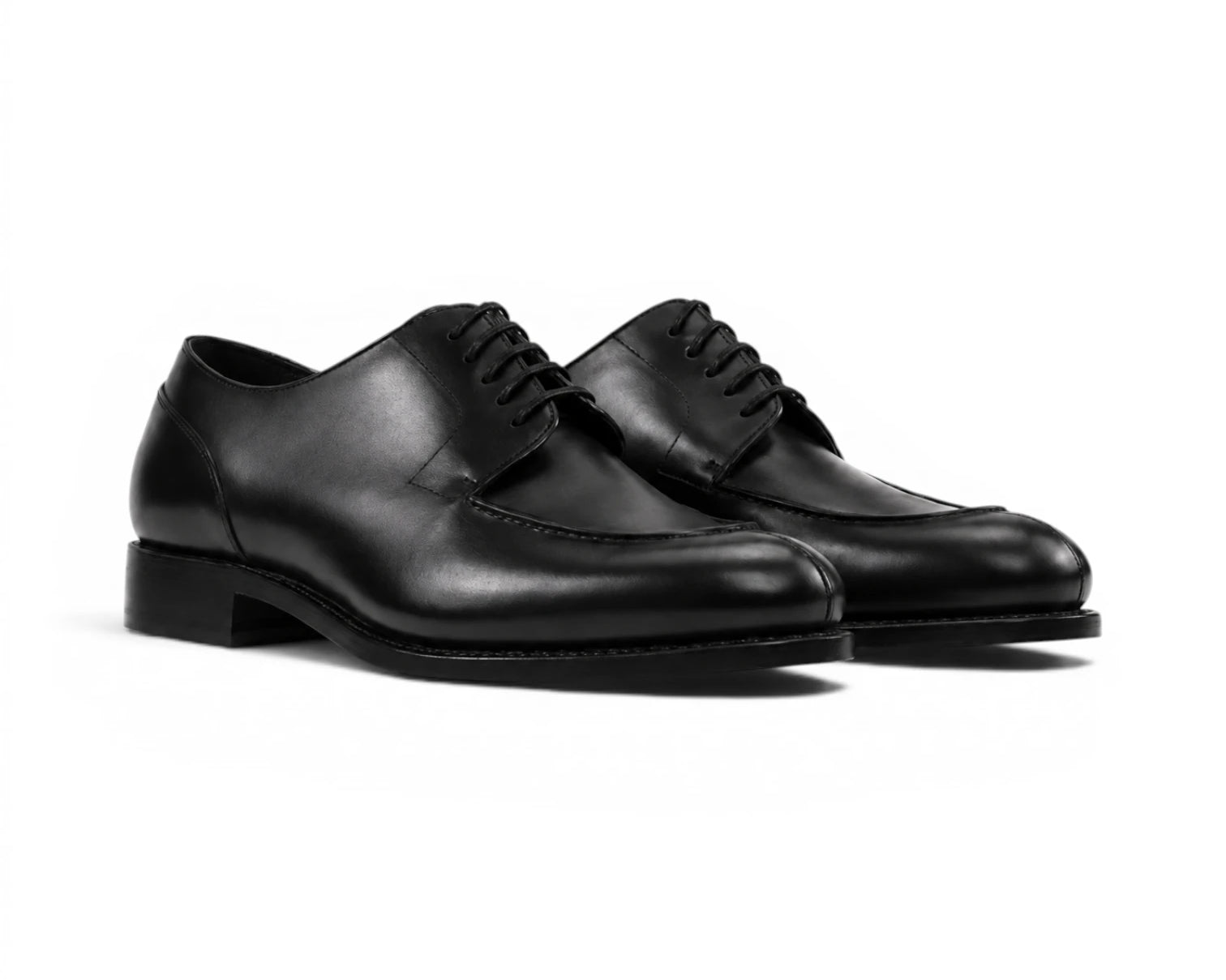 Split_Toe_Black_1_d506b1ca-7d77-4040-ad14-9e5711f11b3a.webp