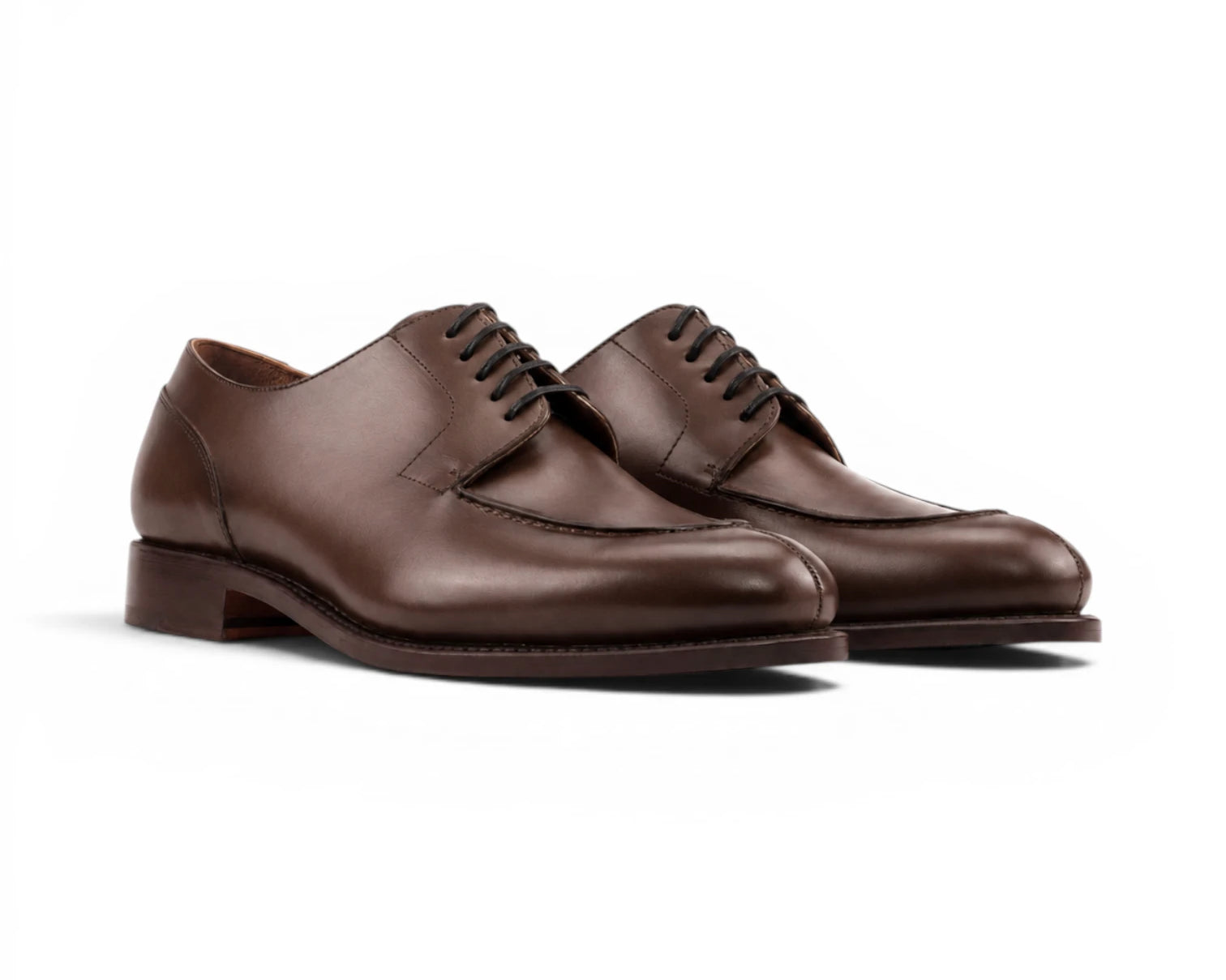 Split_Toe_Brown_1_2d704f7e-4875-434f-b40b-2296f184482c.webp