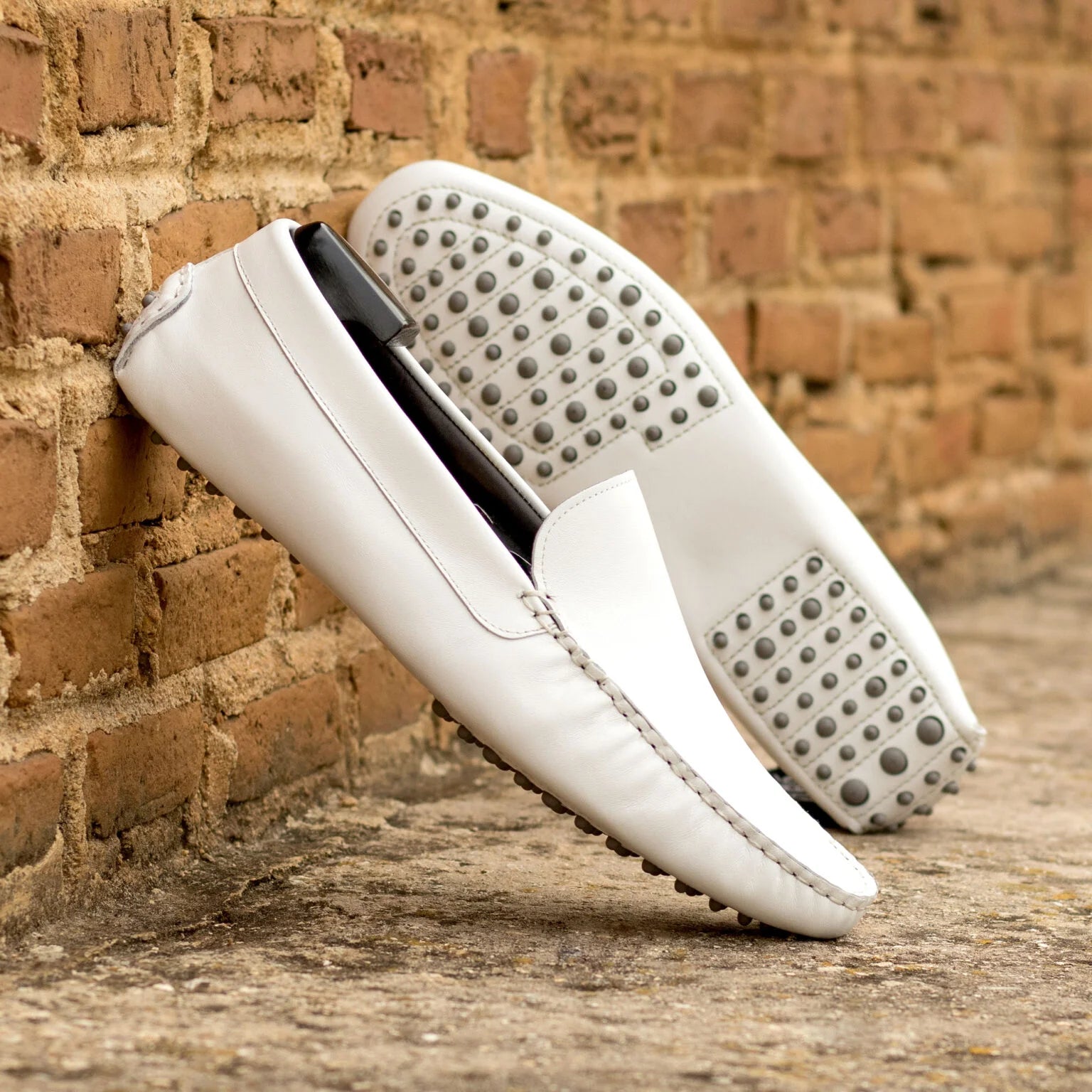 driving-shoes-1-1536x1536.webp
