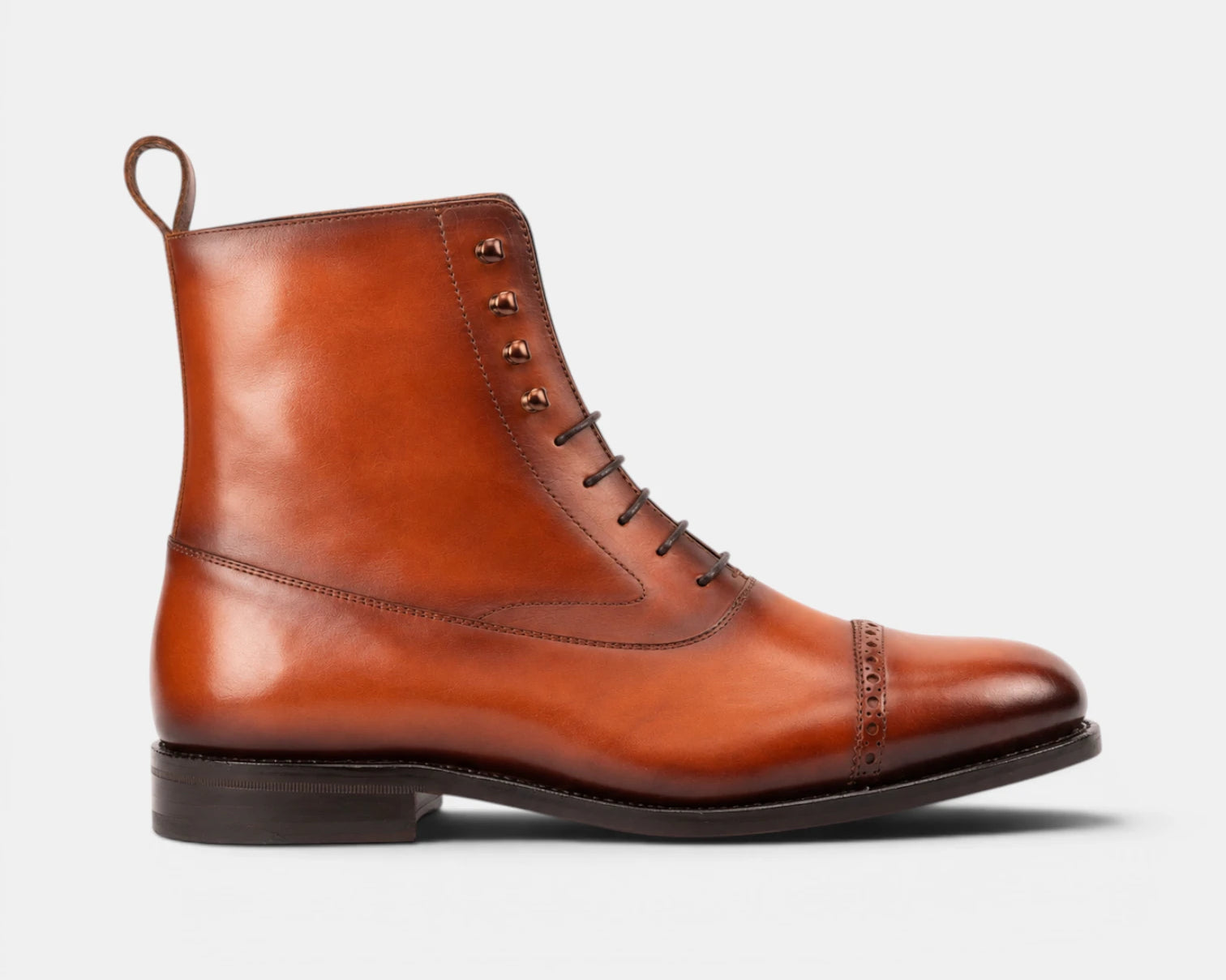 medium_browncognac_fa0a7df6-e4a7-4399-a3e2-863fac0d7720.webp