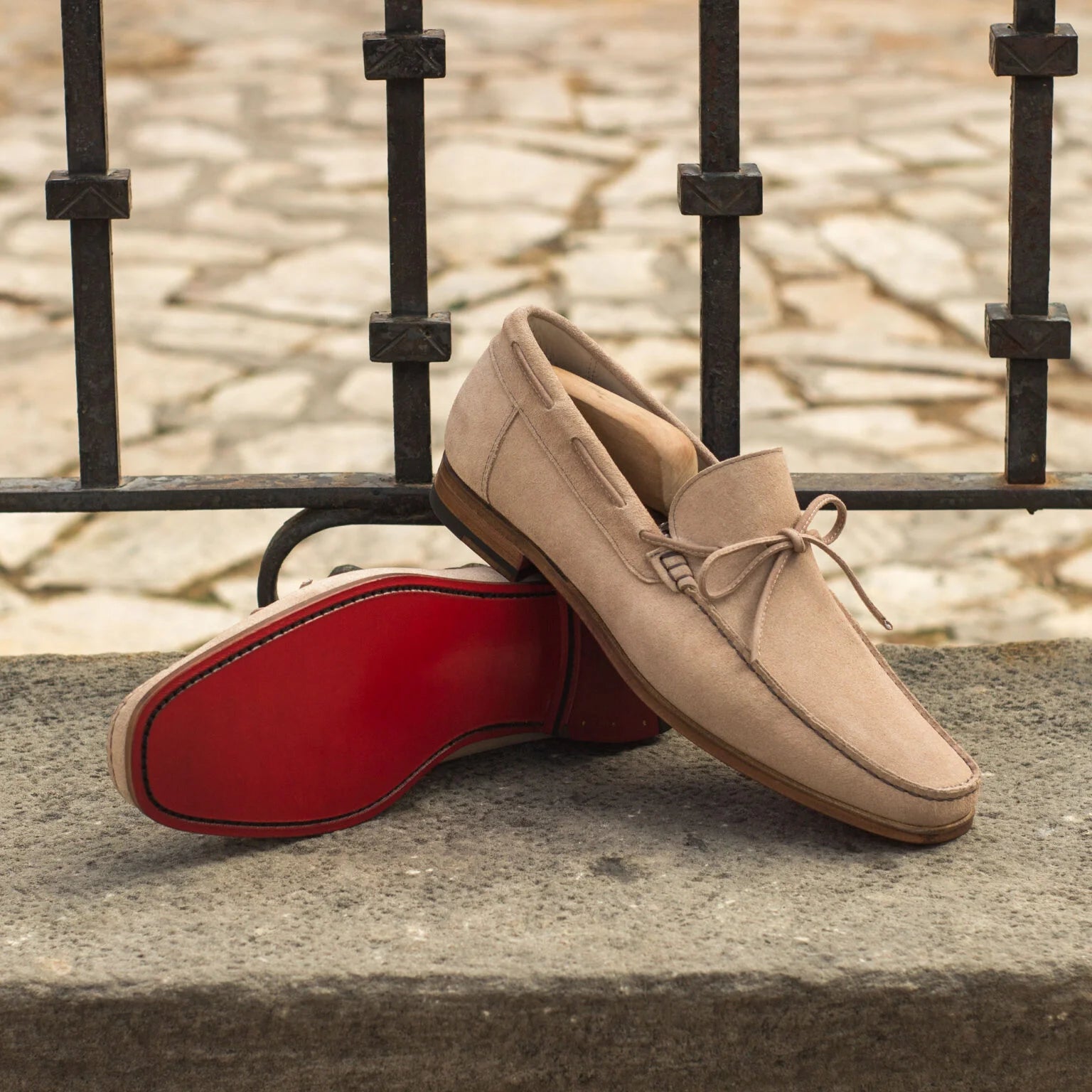 mocassins-1536x1536.webp