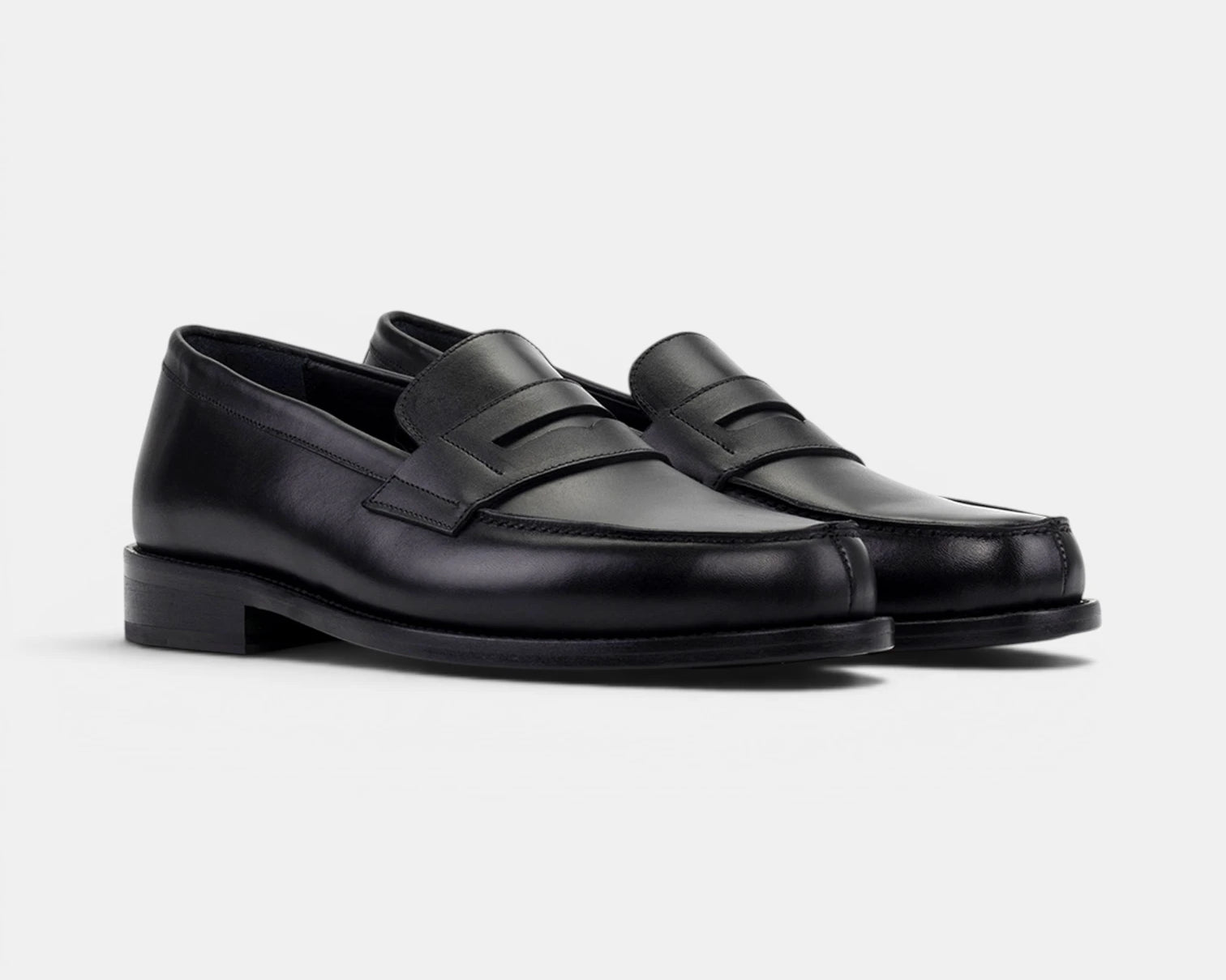pennyloafer-black2.webp