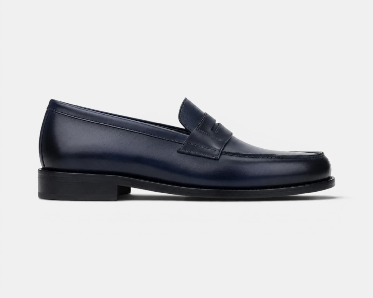 pennyloafer-navy.webp